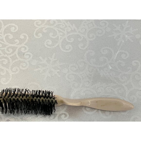 Beaut-Tease Vintage Beige Plastic Handle Round Bristle Brush - Picture 2 of 6